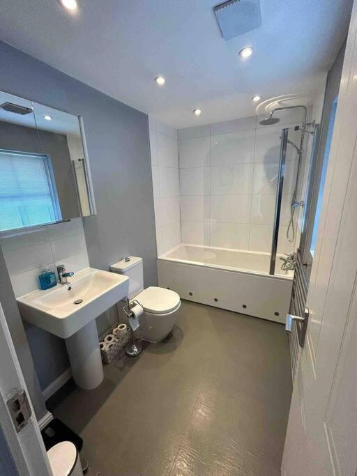 In Southsea With Hot Tub, Close To The Sea Holiday home Portsmouth